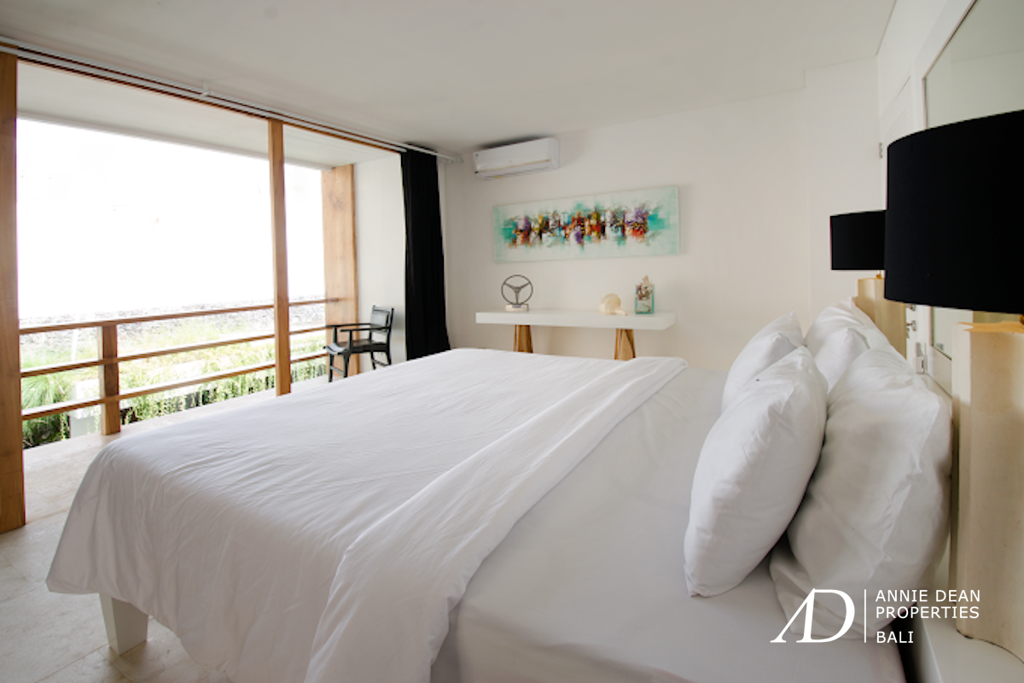 LEASEHOLD | MODERN 2-VILLA COMPLEX IN PERERENAN