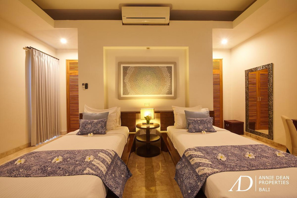 FREEHOLD | MODERN VILLA IN SECURE LUXURY ESTATE - JIMBARAN