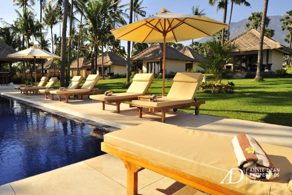 LEASEHOLD |BEACHFRONT DIVE RESORT FOR SALE - TULAMBEN, BALI