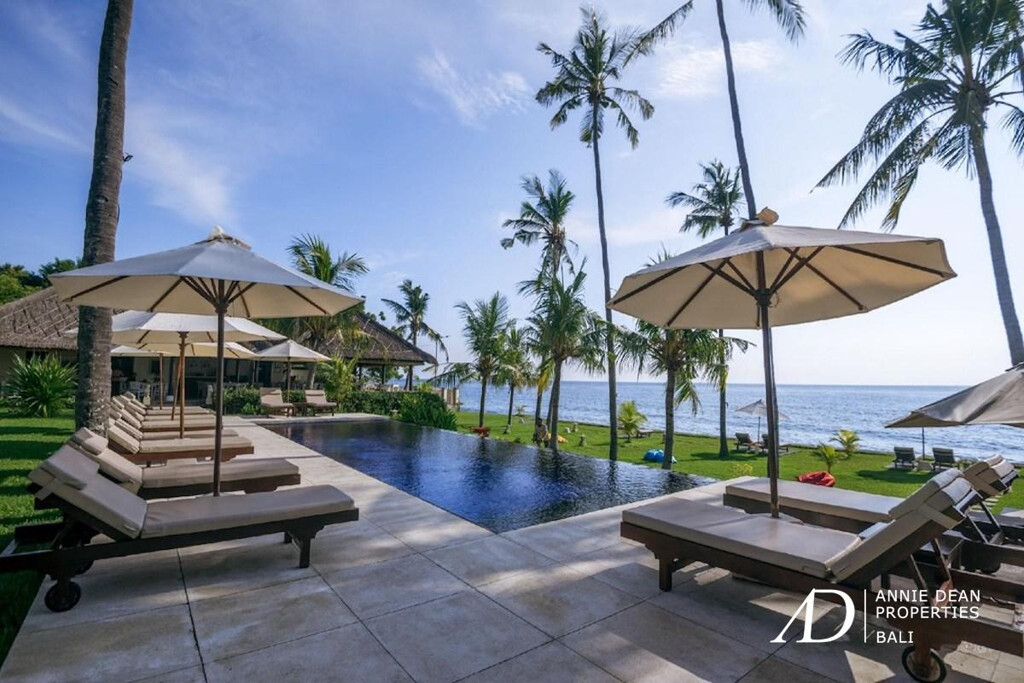 LEASEHOLD |BEACHFRONT DIVE RESORT FOR SALE - TULAMBEN, BALI