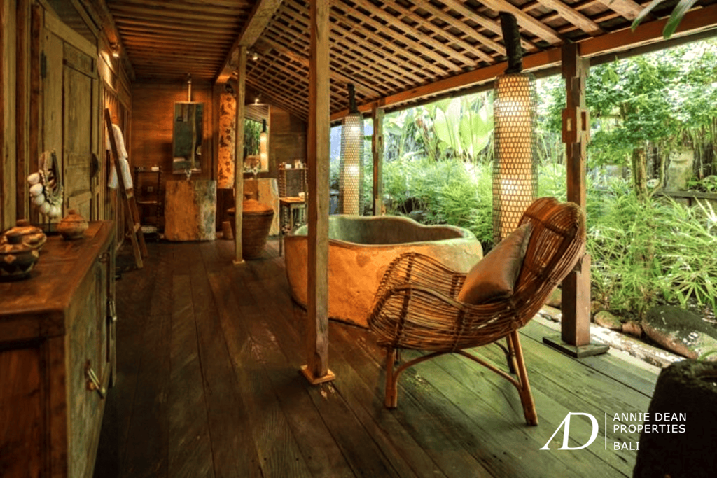 LEASEHOLD | LUXURY JOGLO ESTATE IN BERAWA