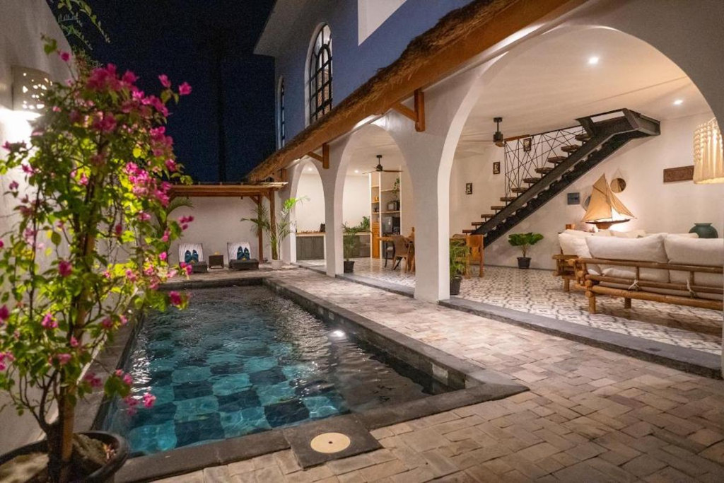 LEASEHOLD | BOHEMIAN-TROPICAL 2 BEDROOM VILLA IN KEROBOKAN