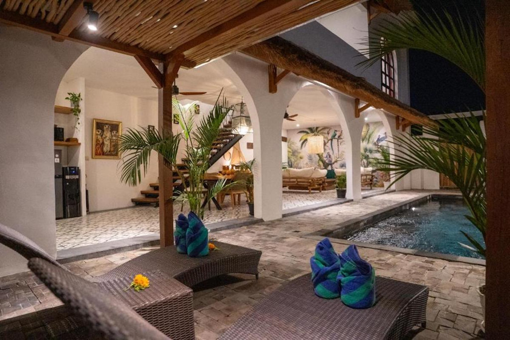 LEASEHOLD | BOHEMIAN-TROPICAL 2 BEDROOM VILLA IN KEROBOKAN