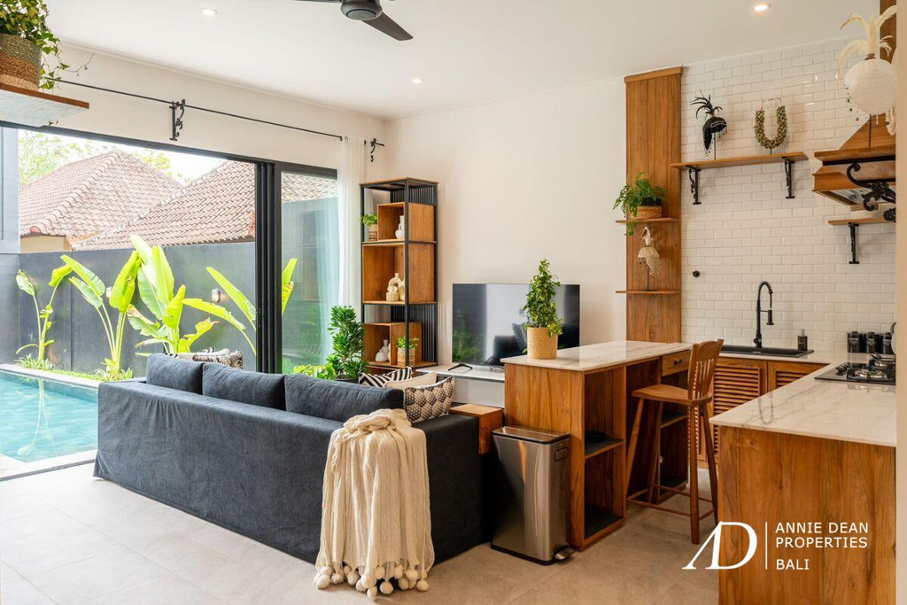 YEARLY / MONTHLY RENTAL | MODERN 3-BEDROOM VILLA IN TUMBAK BAYUH