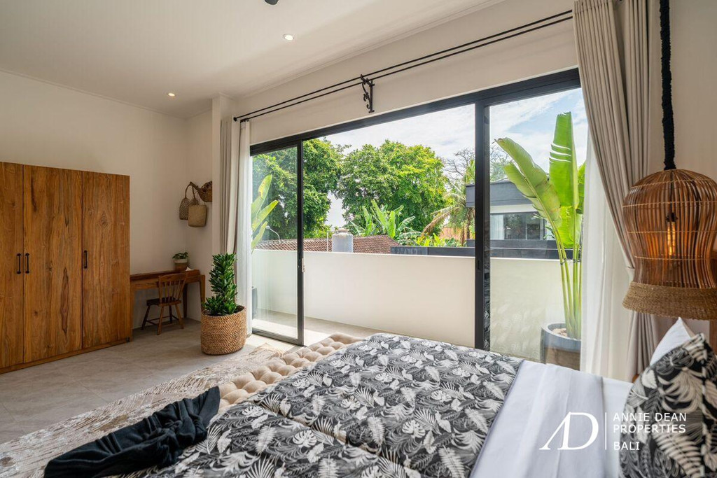 YEARLY / MONTHLY RENTAL | MODERN 3-BEDROOM VILLA IN TUMBAK BAYUH