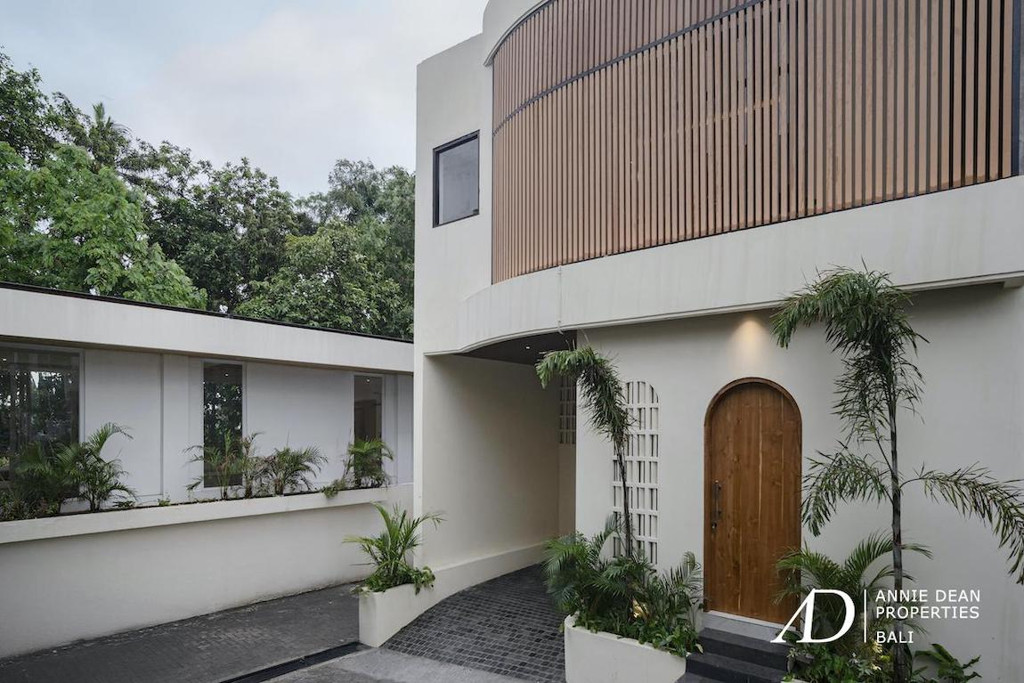 LEASEHOLD | 3 UNITS LEFT - MODERN VILLAS IN PRIME TUMBAK BAYUH