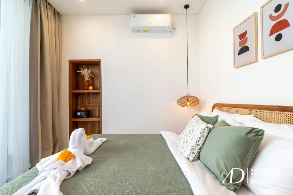 FREEHOLD/LEASEHOLD| MODERN 2-BEDROOM VILLA WITHIN A COMPLEX IN CANGGU