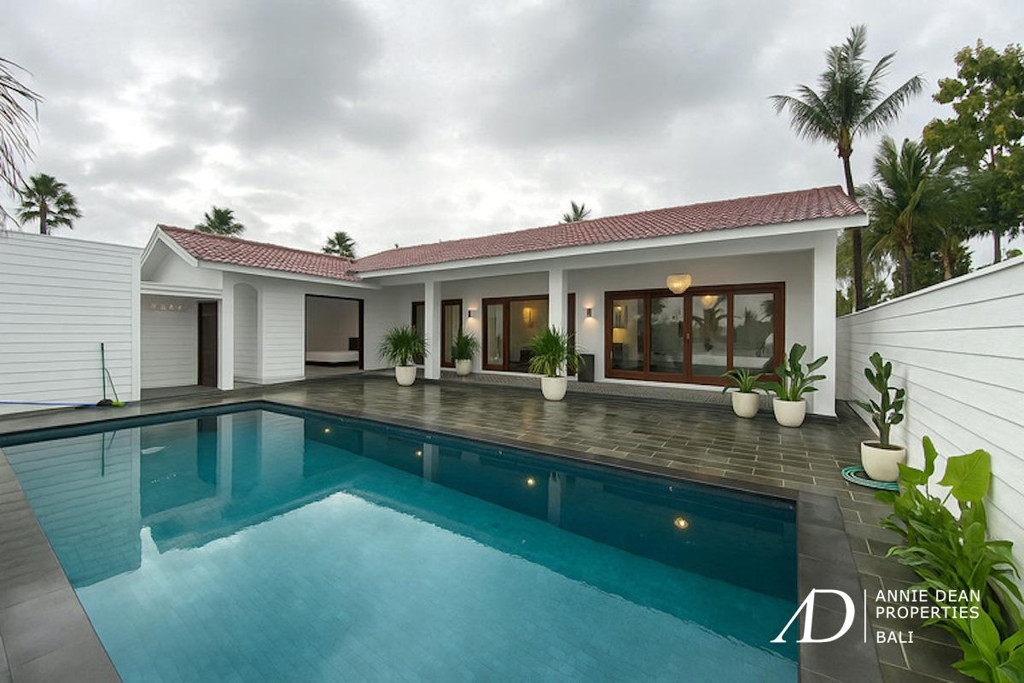 LEASEHOLD | SINGLE-LEVEL 3-BEDROOM VILLA IN PEACEFUL NYANYI, CANGGU