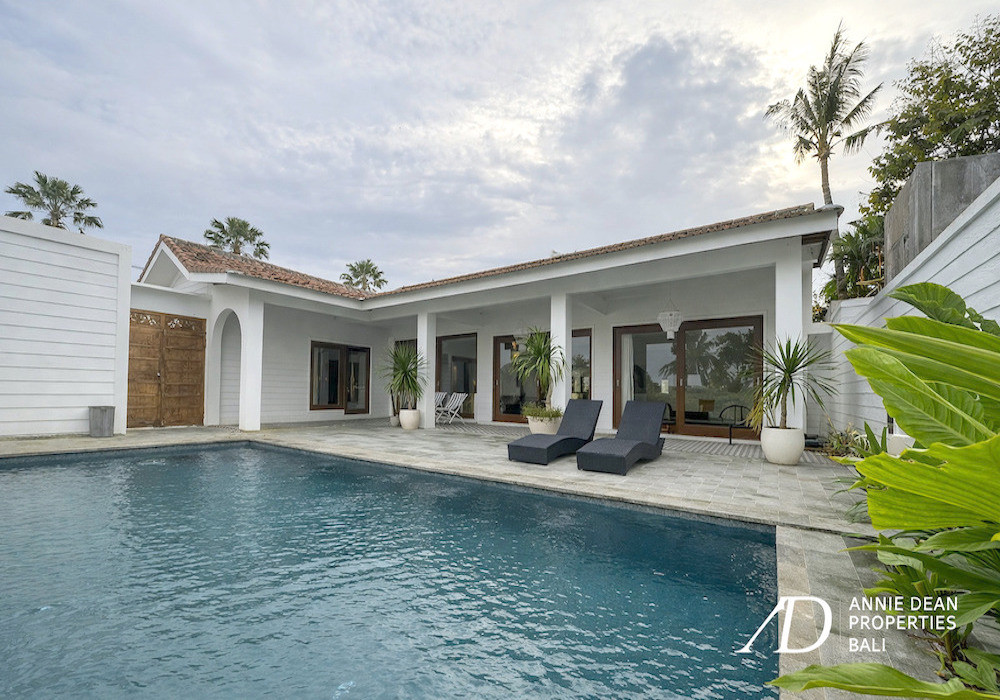 LEASEHOLD | SINGLE-LEVEL 3-BEDROOM VILLA IN PEACEFUL NYANYI, CANGGU