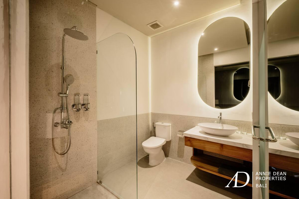  FREEHOLD | BRAND NEW VILLA IN SECURE COMPLEX NEAR BATU BOLONG