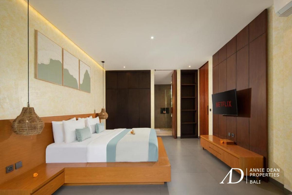 FREEHOLD/LEASEHOLD | TROPICAL VILLA IN PRIME BERAWA