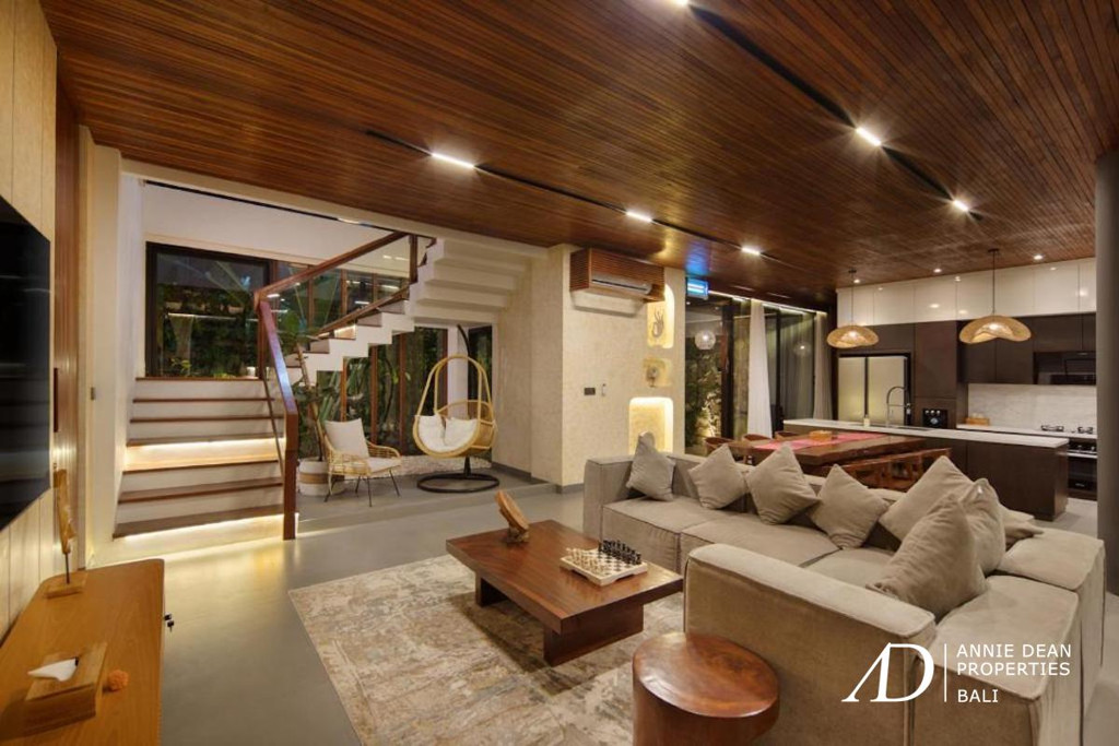 FREEHOLD/LEASEHOLD | TROPICAL VILLA IN PRIME BERAWA