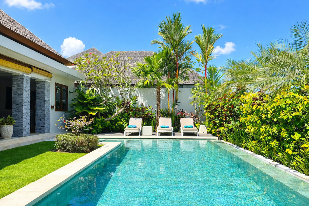 FREEHOLD | 5-BEDROOM VILLA IN PRIME BATU BOLONG, CANGGU