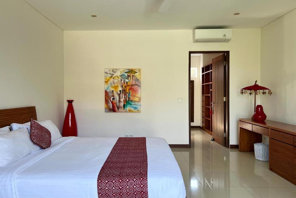 FREEHOLD | 5-BEDROOM VILLA IN PRIME BATU BOLONG, CANGGU