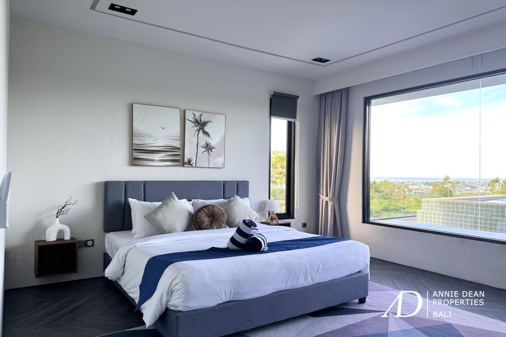 FREEHOLD | 6-BEDROOM VILLA WITH PANORAMIC OCEAN VIEWS IN JIMBARAN