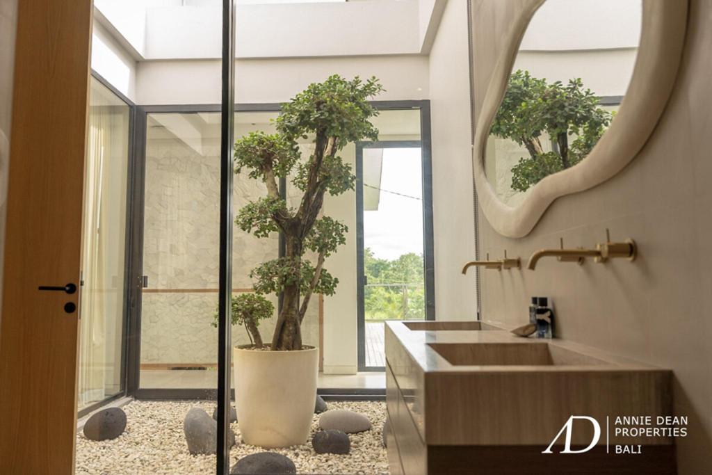 FREEHOLD | BRAND-NEW MODERN VILLA IN PERERENAN