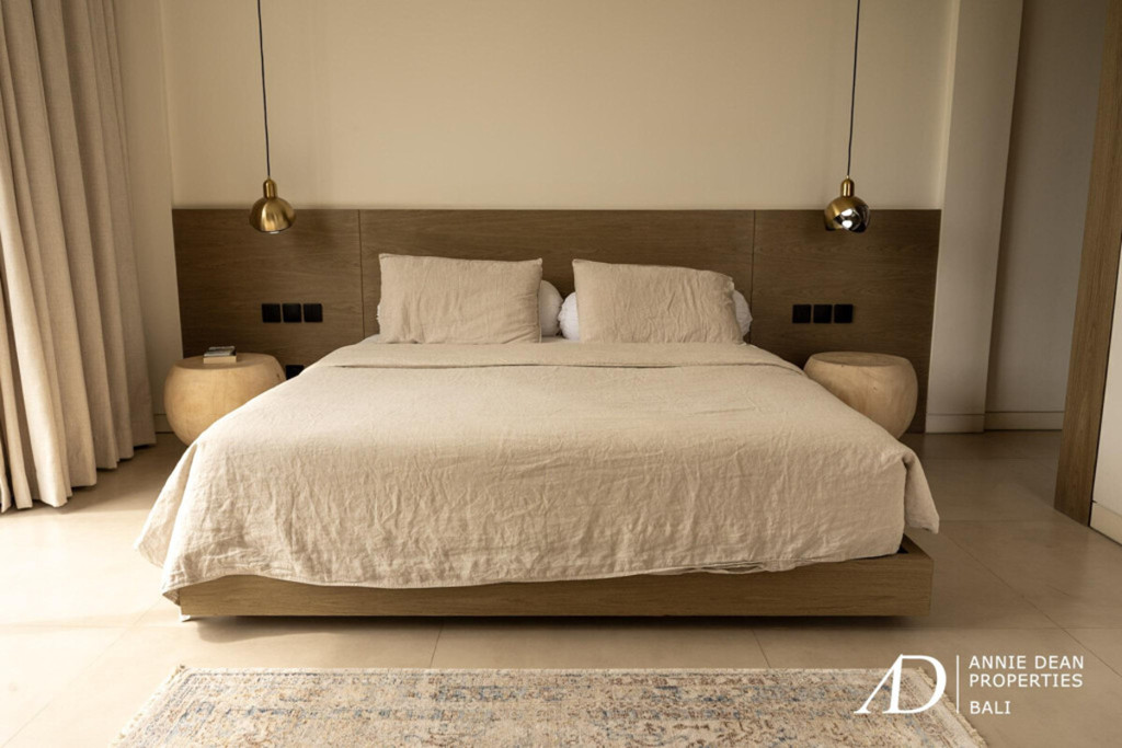 FREEHOLD | BRAND-NEW MODERN VILLA IN PERERENAN