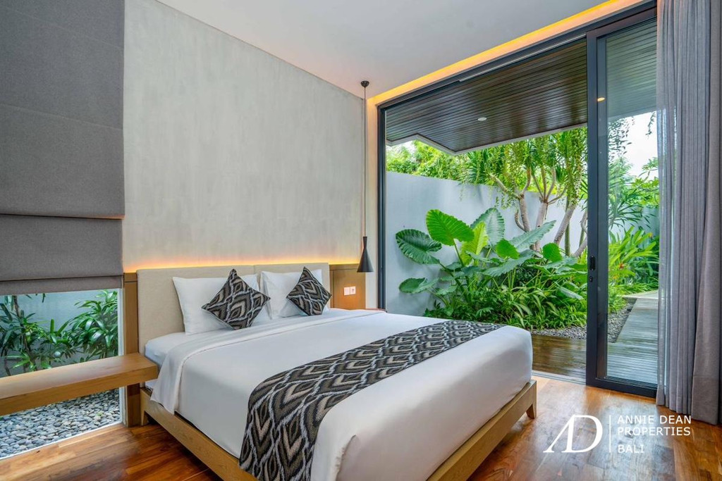 FREEHOLD | BRAND NEW 4-BEDROOM VILLA IN UMALAS