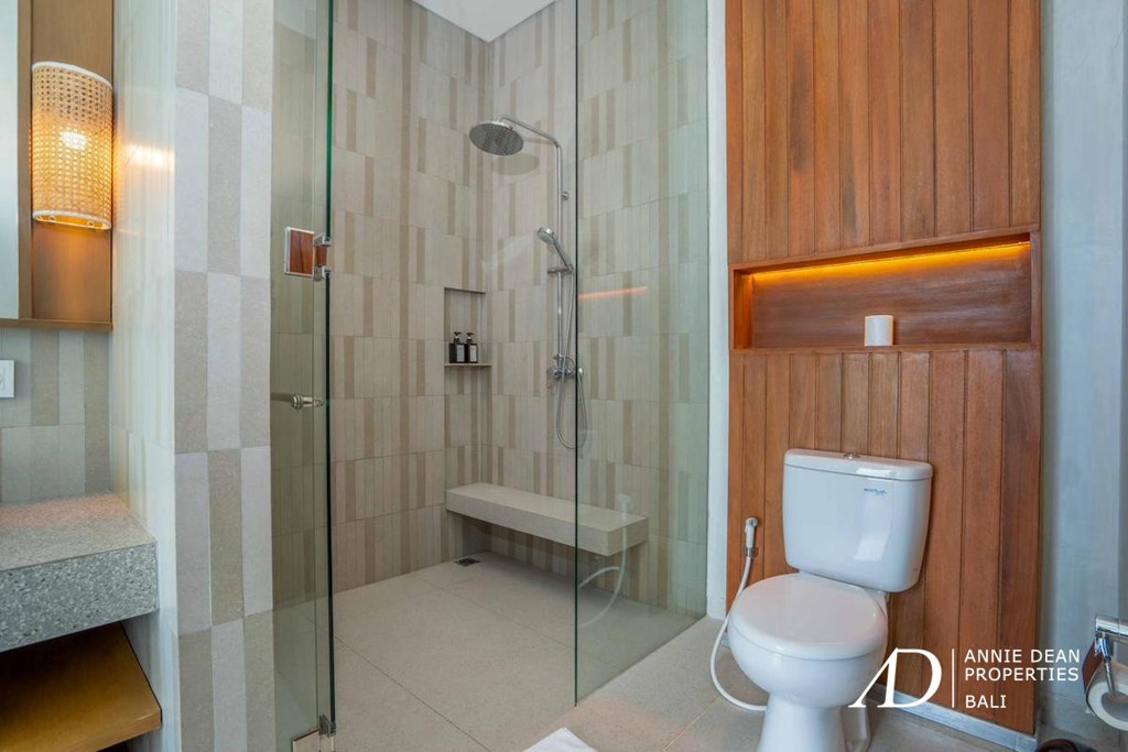 FREEHOLD | BRAND NEW 4-BEDROOM VILLA IN UMALAS