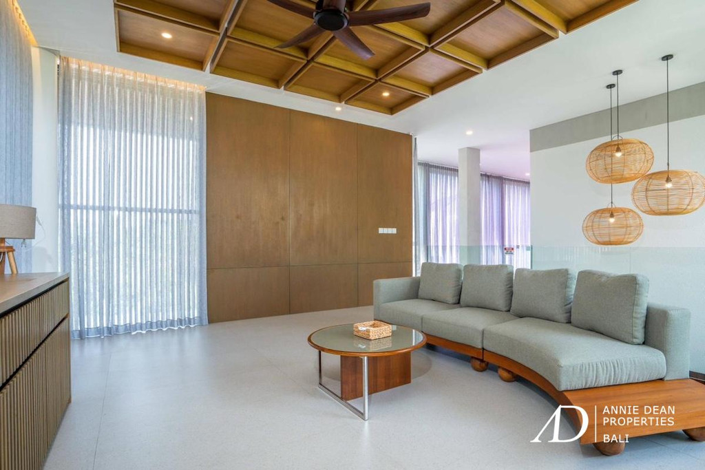 FREEHOLD | BRAND NEW 4-BEDROOM VILLA IN UMALAS