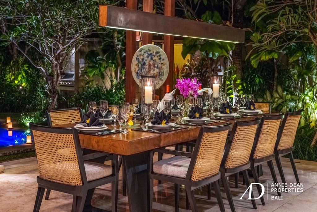 FREEHOLD | 5-BEDROOM LUXURY VILLA IN PETITENGET, SEMINYAK