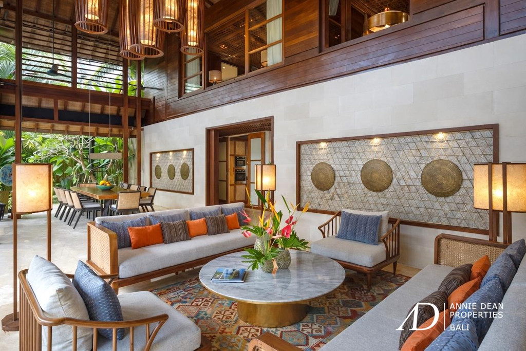 FREEHOLD | 5-BEDROOM LUXURY VILLA IN PETITENGET, SEMINYAK