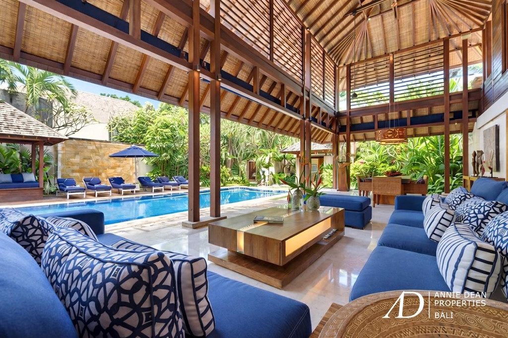 FREEHOLD | 5-BEDROOM LUXURY VILLA IN PETITENGET, SEMINYAK