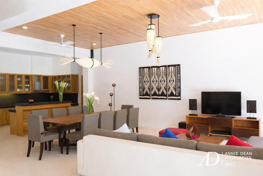 FREEHOLD | LUXURY 6-BEDROOM ESTATE IN PRIME OBEROI, SEMINYAK