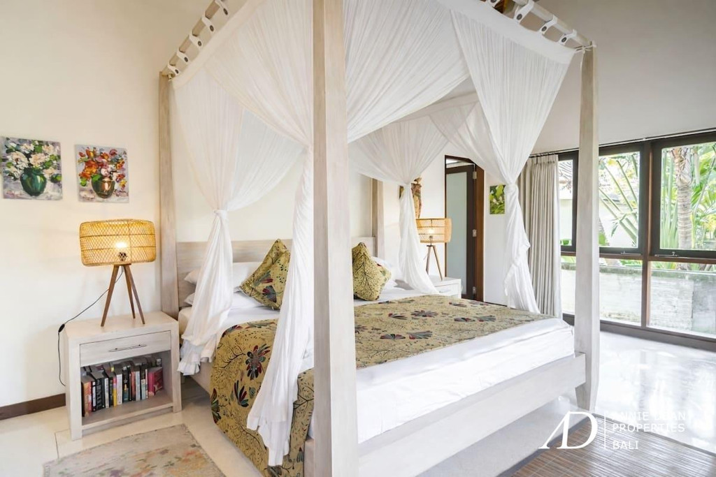 FREEHOLD | BALINESE-STYLE VILLA WITHIN GATED ESTATE IN PERERENAN