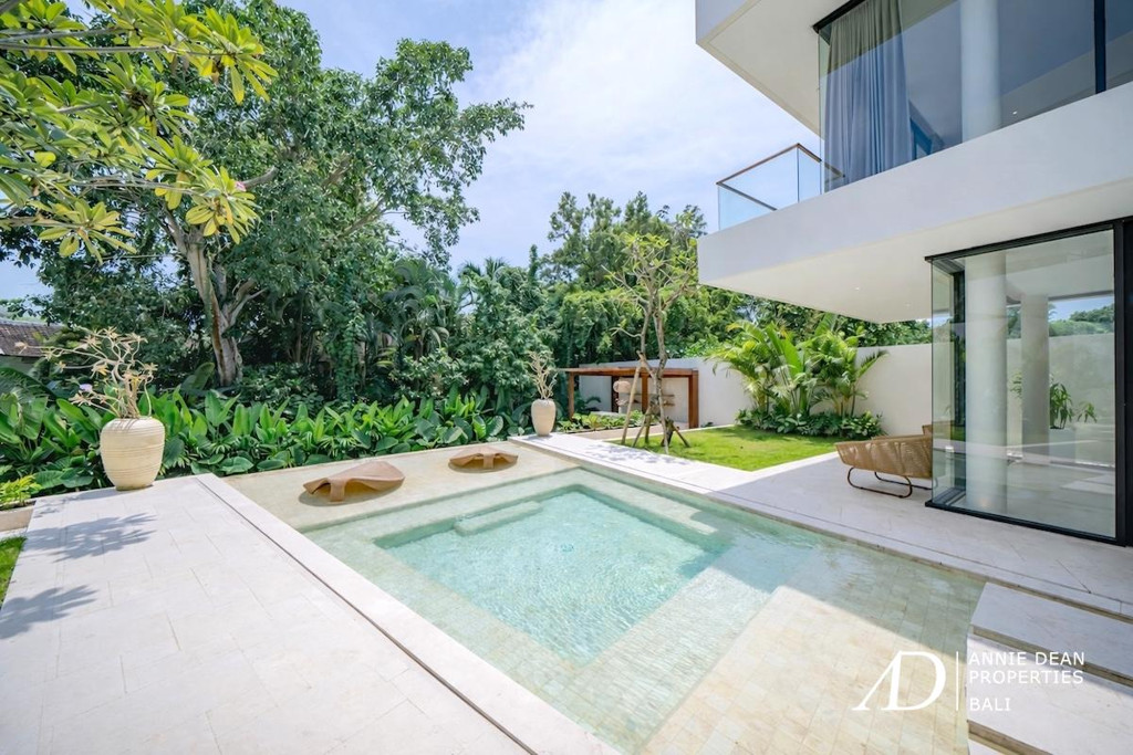 FREEHOLD | ELEGANT MODERN VILLA IN UMALAS