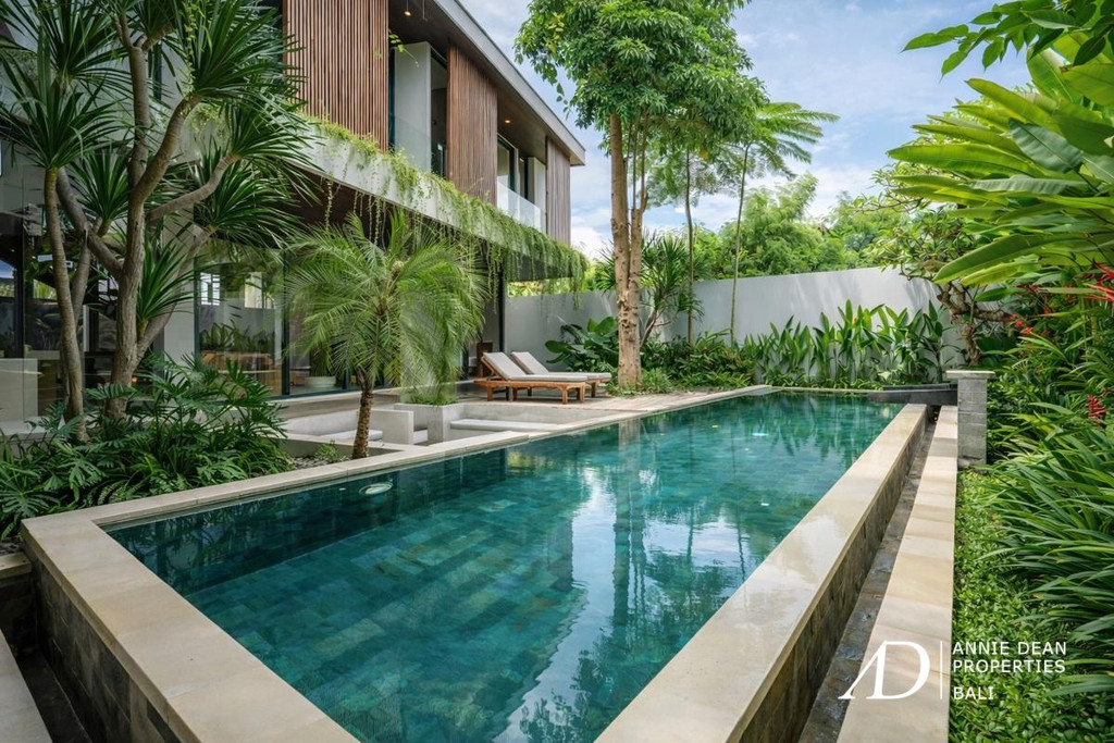 FREEHOLD | BRAND NEW 4-BEDROOM VILLA IN UMALAS