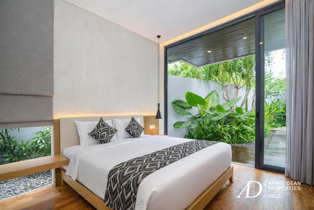 FREEHOLD | BRAND NEW 4-BEDROOM VILLA IN UMALAS