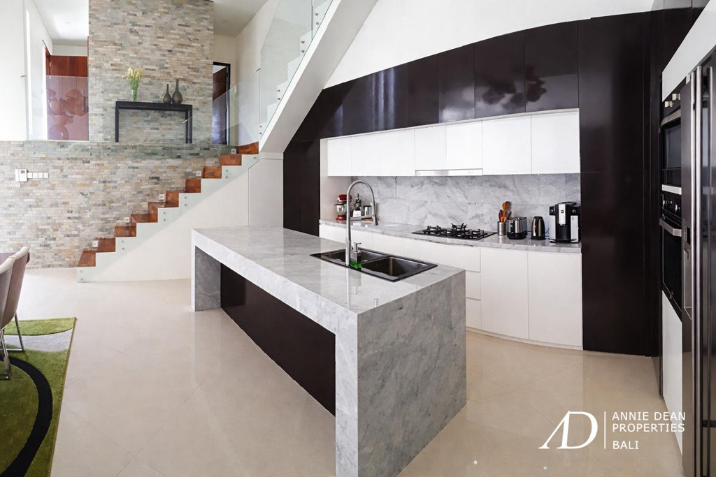 FREEHOLD | MODERN MINIMALISTIC VILLA - JIMBARAN