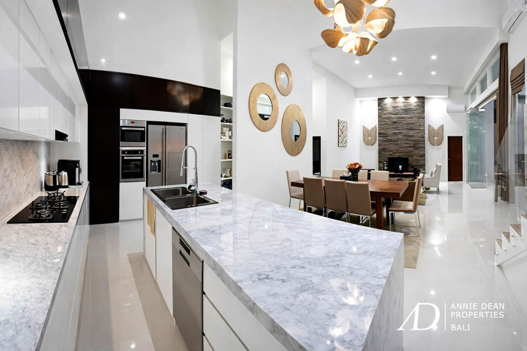 FREEHOLD | MODERN MINIMALISTIC VILLA - JIMBARAN