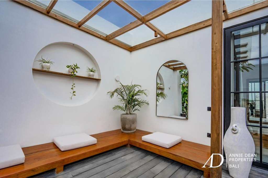 LEASEHOLD | MODERN 3-BEDROOM VILLA IN PRIME BINGIN LOCATION