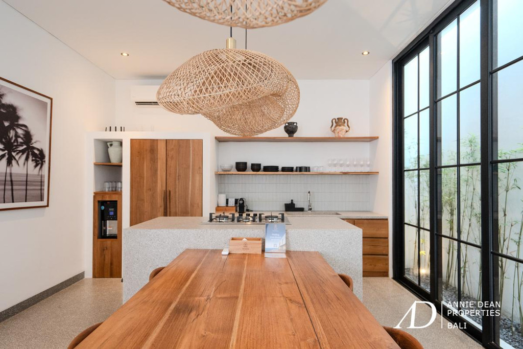 LEASEHOLD | MODERN 3-BEDROOM VILLA IN PRIME BINGIN LOCATION