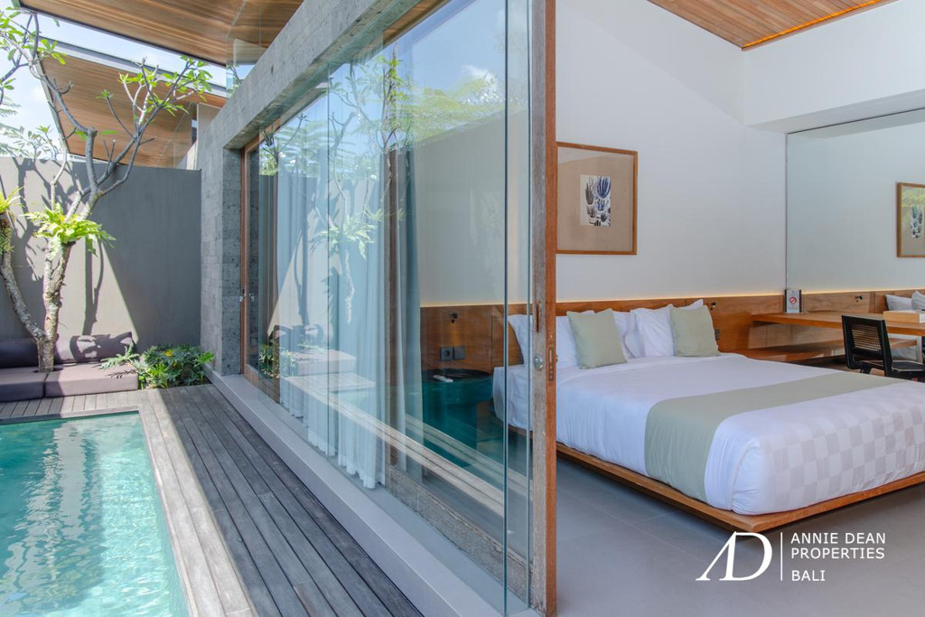 FREEHOLD | 2-BEDROOM MINIMALIST VILLA IN THE HEART OF CANGGU