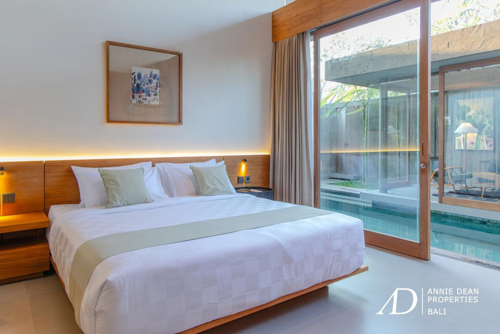 FREEHOLD | 2-BEDROOM MINIMALIST VILLA IN THE HEART OF CANGGU