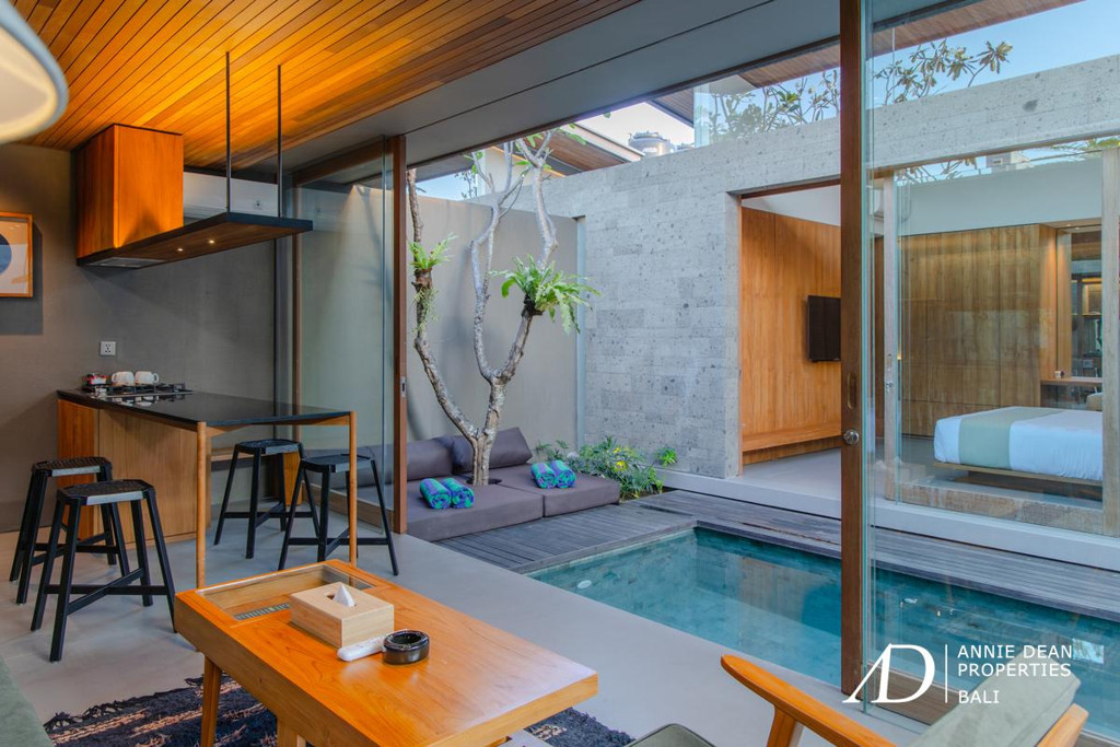 FREEHOLD | 2-BEDROOM MINIMALIST VILLA IN THE HEART OF CANGGU