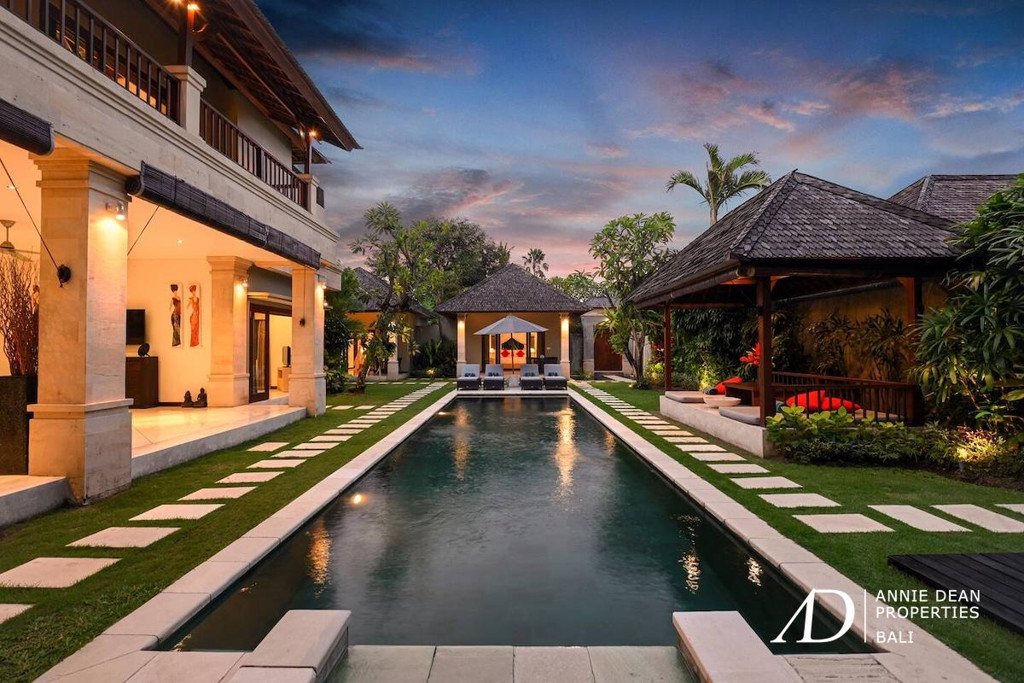 FREEHOLD | 4-BEDROOM VILLA IN THE HEART OF SEMINYAK