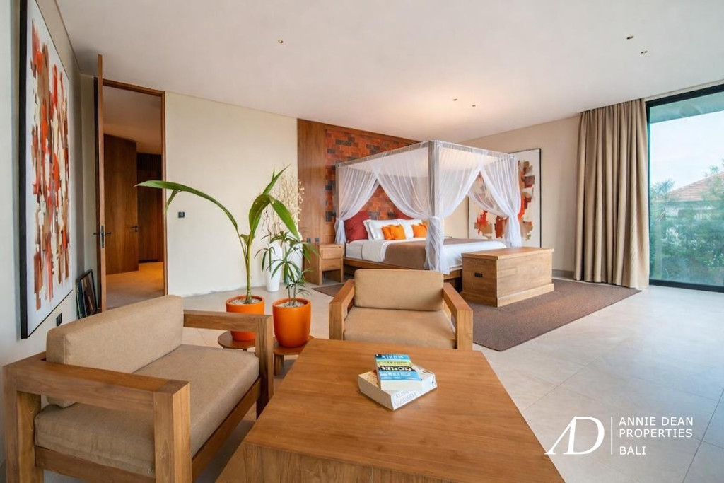 LEASEHOLD | MODERN TROPICAL FAMILY VILLA IN PRIME SANUR