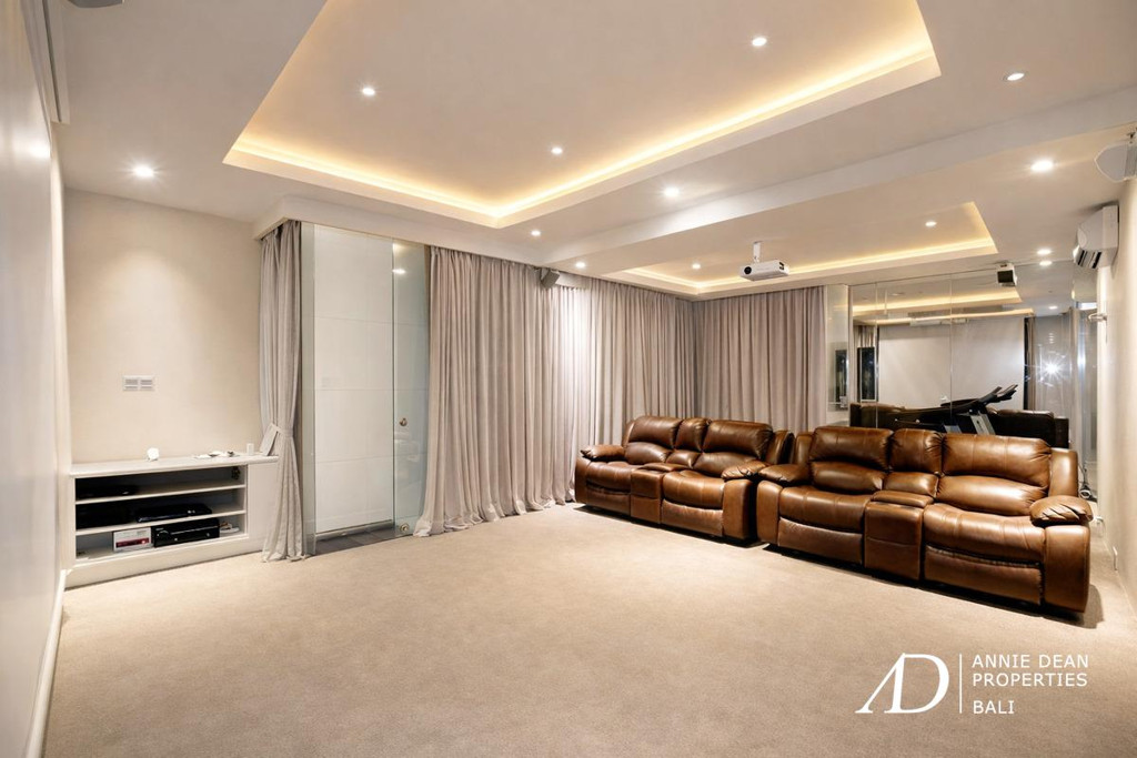 FREEHOLD | MODERN CONTEMPORARY 3-BEDROOM VILLA NEAR SEMINYAK