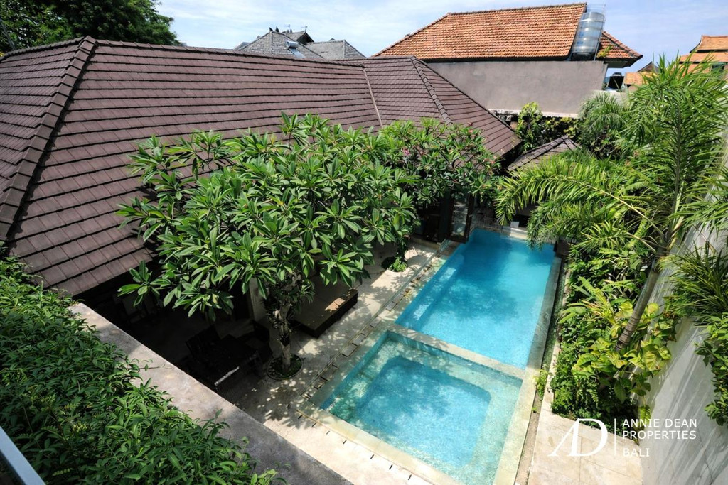 FREEHOLD | MODERN CONTEMPORARY 3-BEDROOM VILLA NEAR SEMINYAK