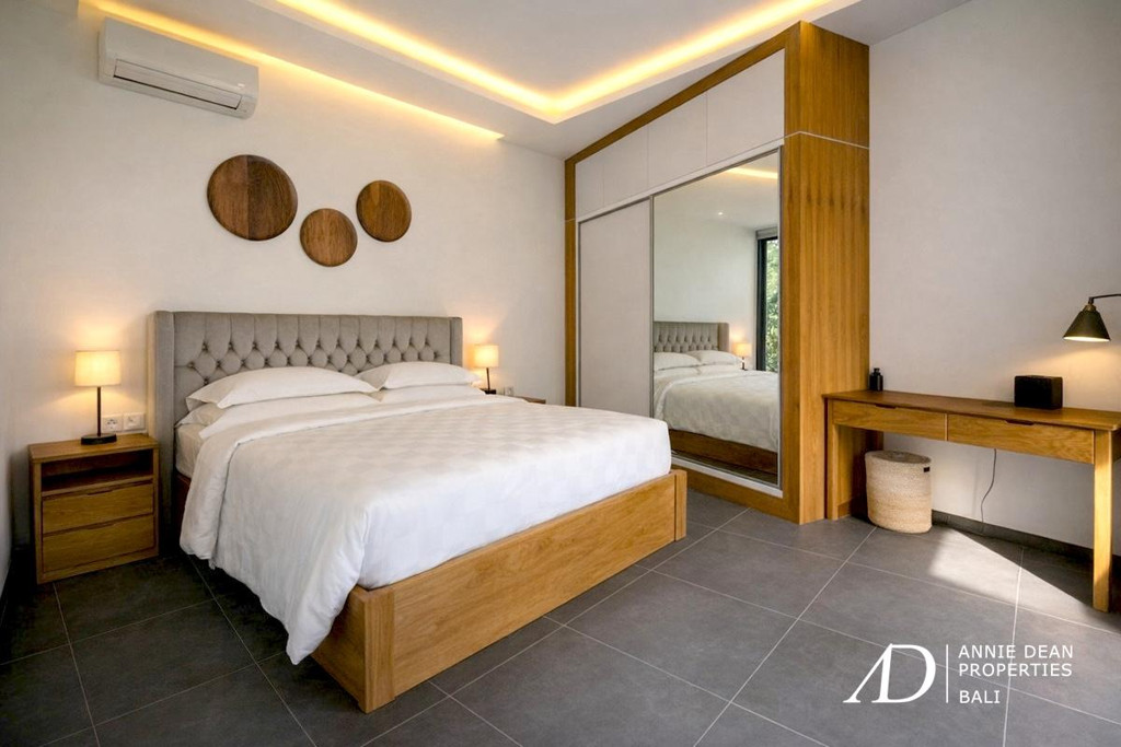 FREEHOLD | MODERN VILLA WITH ROOFTOP TERRACE IN PADONAN, CANGGU