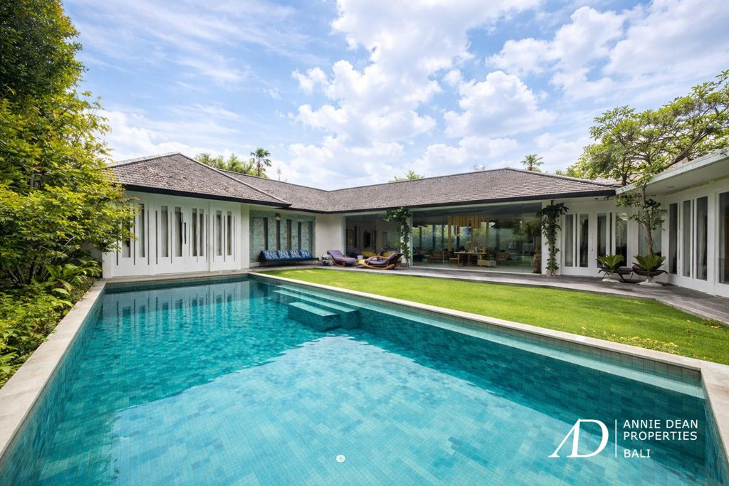 LEASEHOLD | PRIME SEMINYAK VILLA WITH PRIVATE POOL - PONDOK WISATA LICENSED