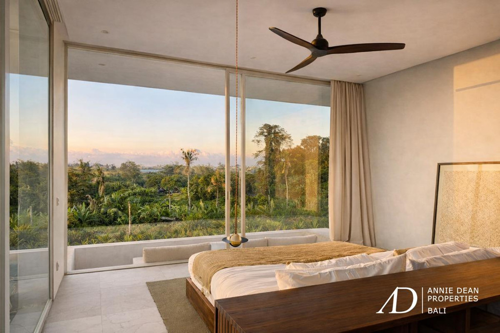 LEASEHOLD | MINIMALIST TROPICAL BRUTALIST VILLA WITH RICE FIELD VIEWS IN BUDUK, CANGGU