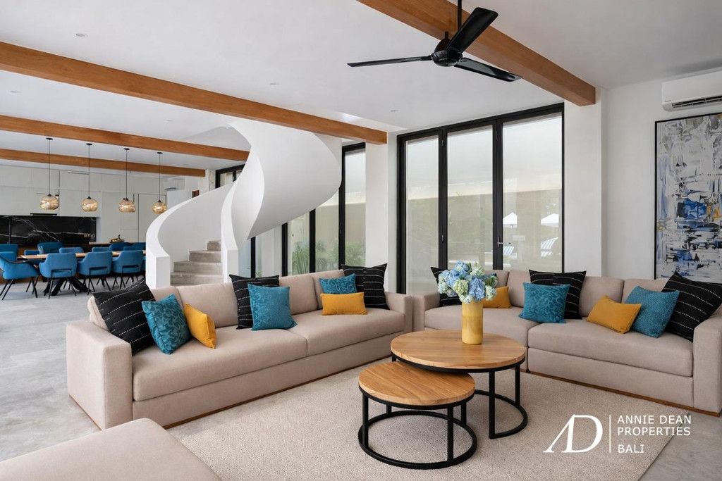 FREEHOLD | INVESTMENT PROPERTY 6 BEDS IN PRIME SEMINYAK LOCATION