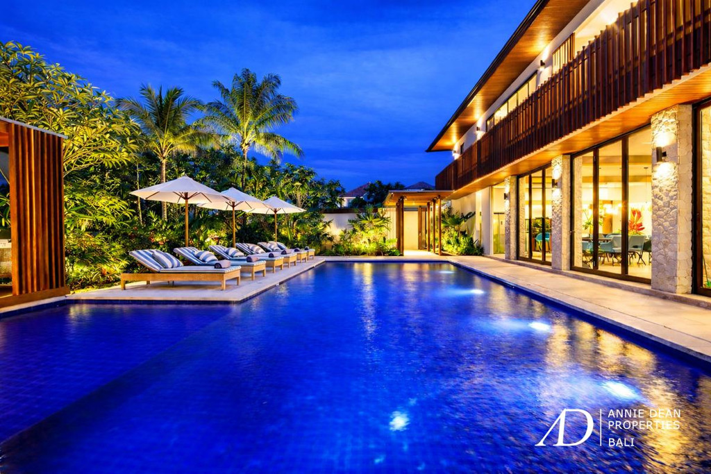 FREEHOLD | INVESTMENT PROPERTY 6 BEDS IN PRIME SEMINYAK LOCATION