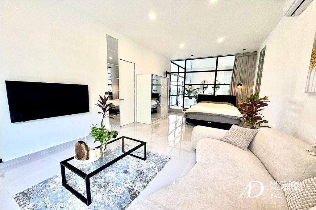  LEASEHOLD | MINIMALIST DESIGN DETACHED VILLA IN TUMBAK BAYUH, CANGGU