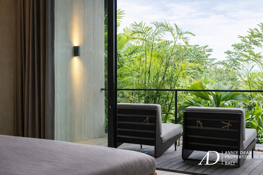 FREEHOLD | BRAND-NEW DESIGNER VILLA IN PRIME BALI LOCATION